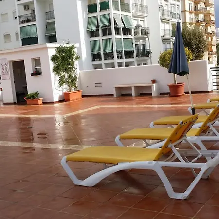 Cubo's De Lacroix & Pool * Fuengirola