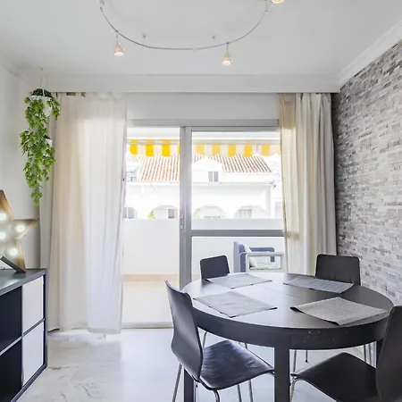 Apartment Cubo's De Lacroix & Pool *