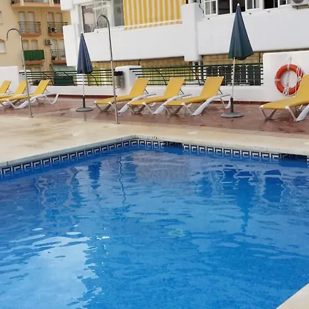 Cubo's De Lacroix & Pool Apartment *