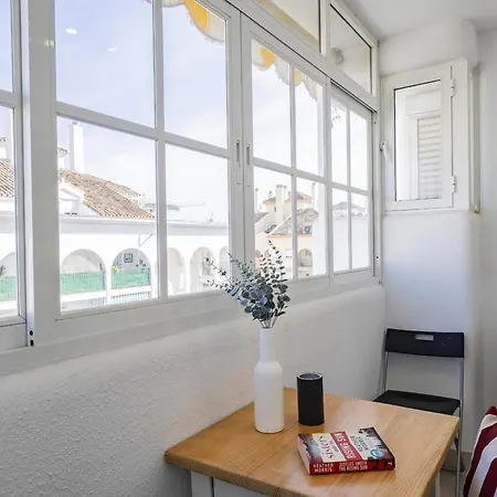 Cubo's De Lacroix & Pool Apartment *